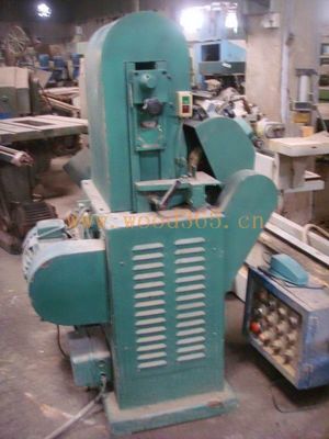 圓棒砂光機-南康衛(wèi)民木工機械設備