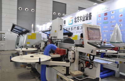 西安家具展特輯丨南興裝備李明:睡在木工機(jī)械上的人